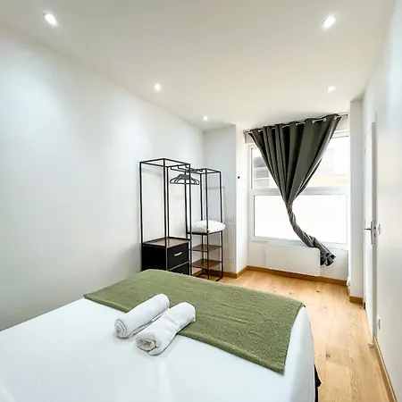 Apartment Urban Flat 198 - Maison De Basfroi